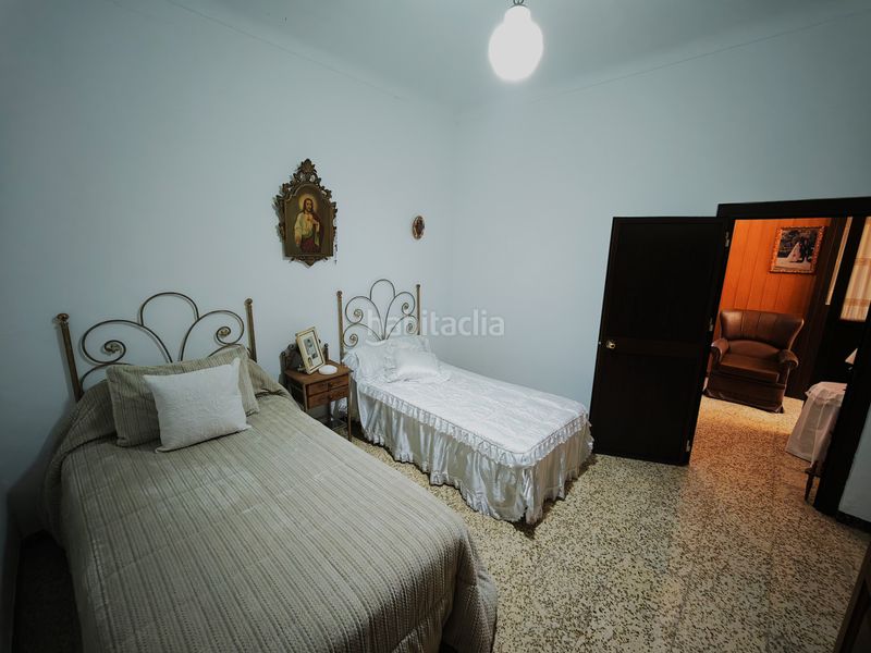 Foto 5feb754a-2157-4629-a02d-613d393e6140. Casa amb aparcament a Lebrija