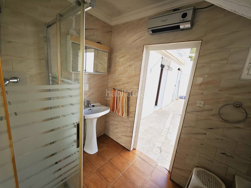 Foto e3e07f08-750a-4b00-aebb-2a2b07935fc8. Casa amb aparcament a Lebrija