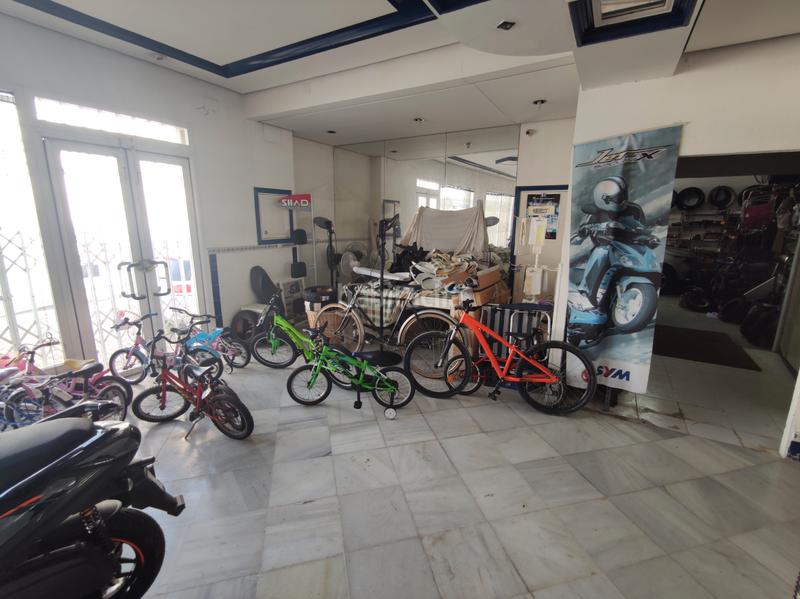 Foto de369d29-aeb4-4ac9-b2e5-10eb73c3b482. Geschäftsraum in Lebrija