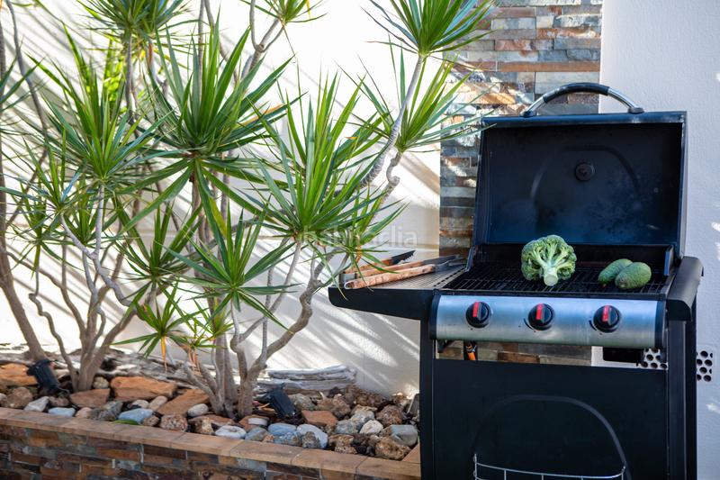 Foto c65cf716-cd14-4d3b-8e68-2a5d31b91ab5. Rent flat in carrer llobarro 7b in Les Bassetes - El Marjal Dénia