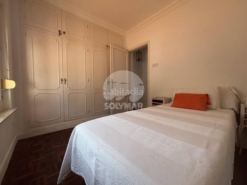 Foto 1941de70-1e0b-46e4-ba50-b3522f85fd4a. Alquiler chalet casa de lujo en la caleta en Caleta de Velez