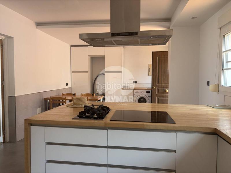 Foto fa5fcfeb-63a5-4b91-88dd-ea978cdc01fd. Alquiler chalet casa de lujo en la caleta en Caleta de Velez