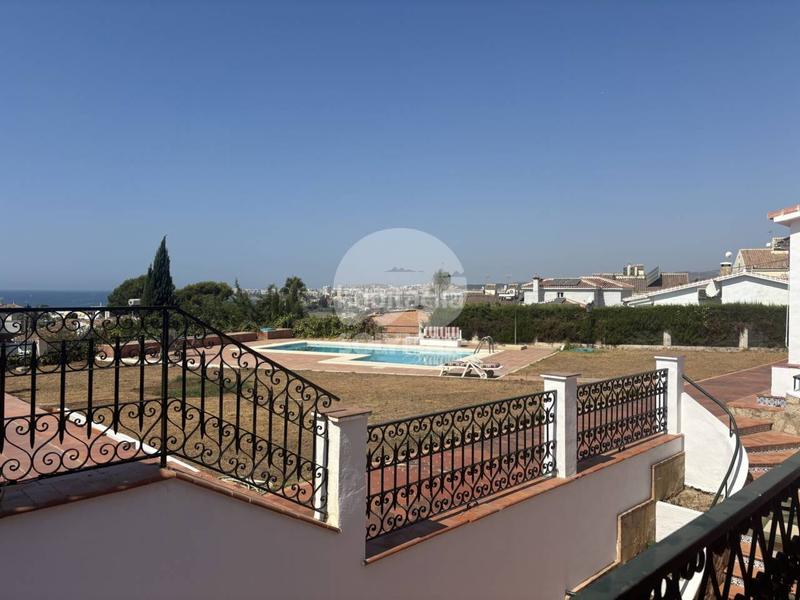 Foto 0077cba2-83ff-4cf8-afc4-3444c35dfb61. Location chalet avec parking piscine dans Caleta de Velez