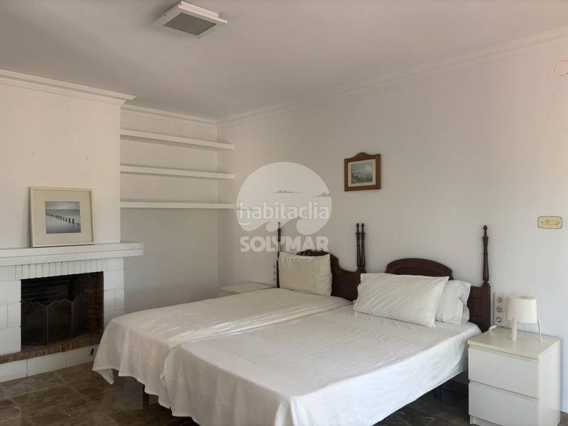 Foto c4019236-0678-4076-818a-32d45f540f10. Location chalet avec parking piscine dans Caleta de Velez