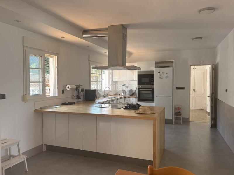 Foto f96e64e2-ed8a-415a-94ac-dccbb1cb07dd. Location chalet avec parking piscine dans Caleta de Velez