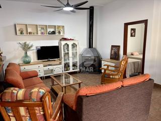 Rent House  Río bermuza. Alquiler temporal  casa en canillas de aceituno