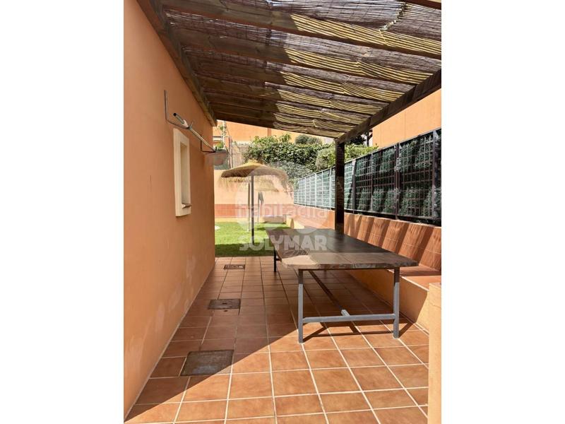 Foto 374e53d8-2cf2-463d-a643-ca174f69247b. Alquiler casa adosada alquiler en urbanización las biznagas en Benajarafe