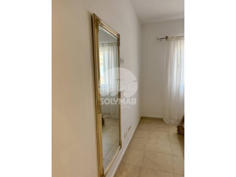 Foto bc1ca053-a14d-4dec-b5a2-180d86b4bc46. Alquiler casa adosada alquiler en urbanización las biznagas en Benajarafe