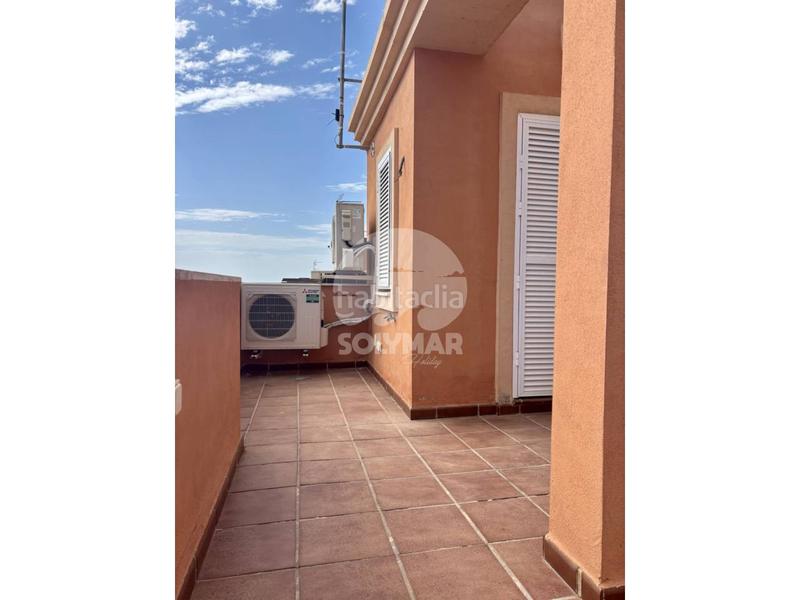 Foto fdf296af-f6ee-4167-a2fd-6f9133bab764. Alquiler casa adosada alquiler en urbanización las biznagas en Benajarafe