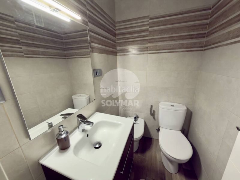 Foto 33e0d110-f9ec-4ccc-b30f-cc461081a5ce. Piso venta de un piso , vélezmálaga en Paseo Marítimo de Levante Torre del Mar