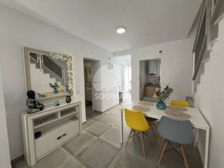 Casa  Calle barracas poniente. Venta de casa reformada en torre del mar, v�lezm�laga