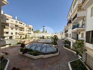 Miete Etagenwohnung  Calle doctor fleming. Venta de un piso en torre del mar, vélezmálaga
