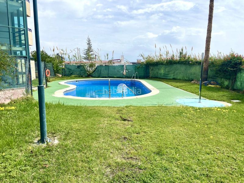 Foto 43f608e5-6c14-459d-8966-34aaf417ff68. Lloguer pis amb aparcament piscina a Benajarafe