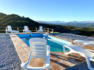 Affitto Casa in Camino Viejo de Málaga. Casa el barranco by solymar properties