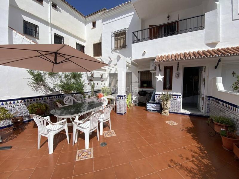 Foto 15a212f4-9cc7-4aff-9190-4433c4ce6c93. Casa  arjona en Paseo Marítimo de Levante Torre del Mar
