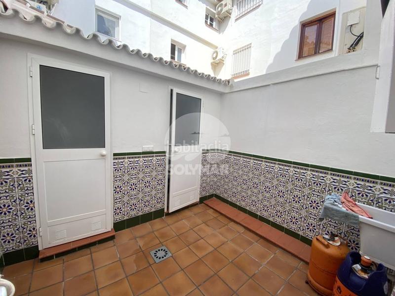 Foto 8440eaa0-4bbd-45d8-badf-6a00963df976. Casa  arjona en Paseo Marítimo de Levante Torre del Mar