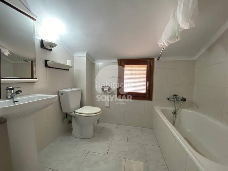 Foto 9b31b647-9584-42bb-9573-f01281253b81. Casa  arjona en Paseo Marítimo de Levante Torre del Mar