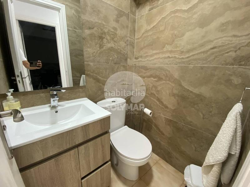 Foto b0c80855-9a39-4c6e-953e-5d015a48d6d9. Casa  arjona en Paseo Marítimo de Levante Torre del Mar