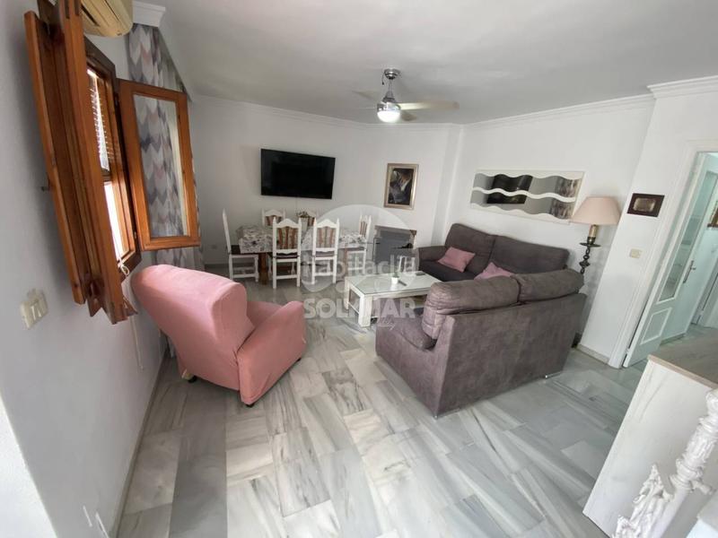 Foto bbea1a99-e97b-4e96-a331-72f052ca01f1. Casa  arjona en Paseo Marítimo de Levante Torre del Mar