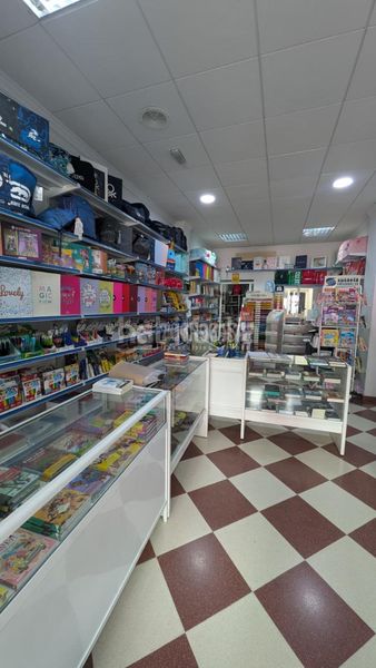 Foto 17c31b12-4204-4a17-a4ae-7ede7b58d491. Local comercial a Paradas