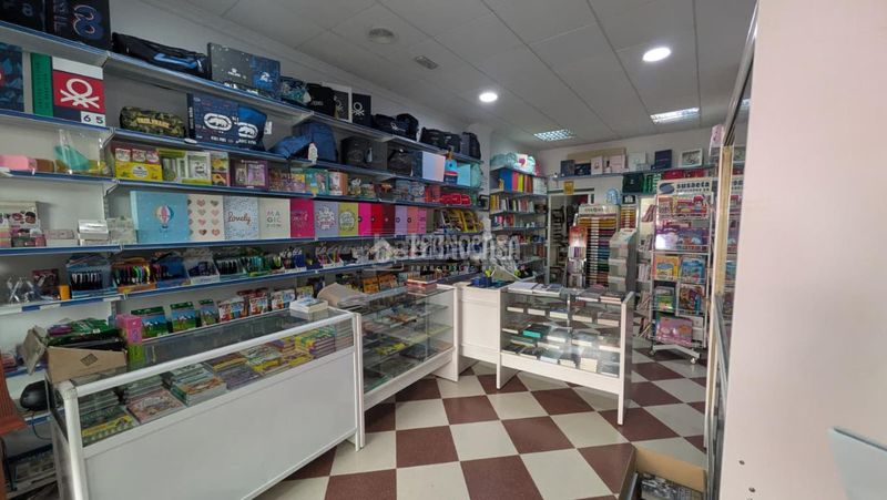 Foto 84b6b8bc-ddad-4359-972c-2c2dfa10215e. Local comercial a Paradas