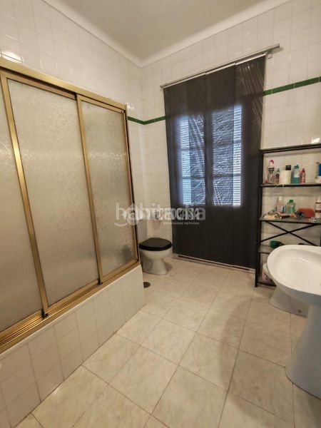 Foto 5fbc91f1-56a7-47c1-ba9e-e222dadcf525. Casa aparellada a Marchena