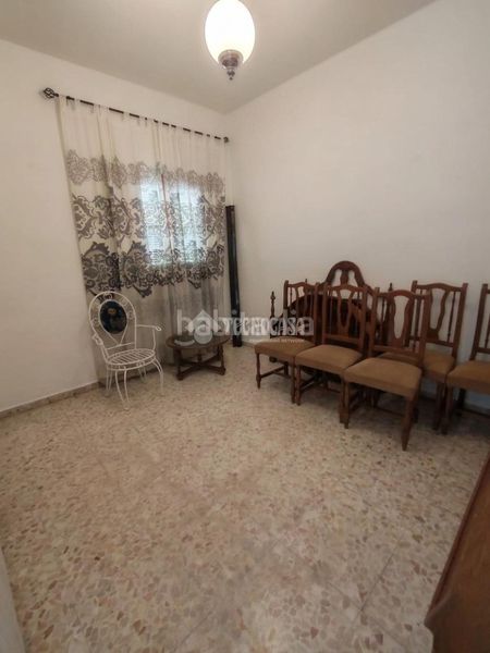 Foto abe66c6b-6081-4857-9c29-b20e12dec14b. Casa aparellada a Marchena
