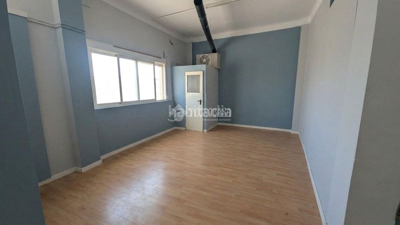Foto 1cf92f1f-a61a-4ded-9457-c35354d61c43. Local comercial  en venta en Marchena