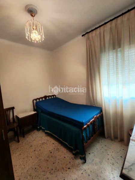 Foto e2ea0494-c6ad-4bf1-aa24-ea4f8bb71c21. Casa aparellada a Marchena