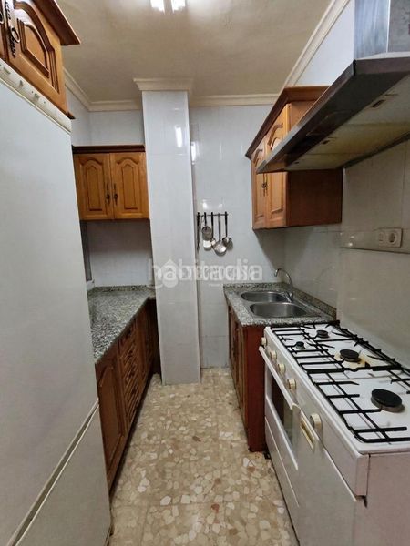Foto f481c228-1238-407c-8257-203d085001d5. Casa aparellada a Marchena