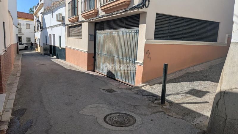 Foto 809afe4d-0cad-45f5-900c-704bef651217. Posto auto in Marchena