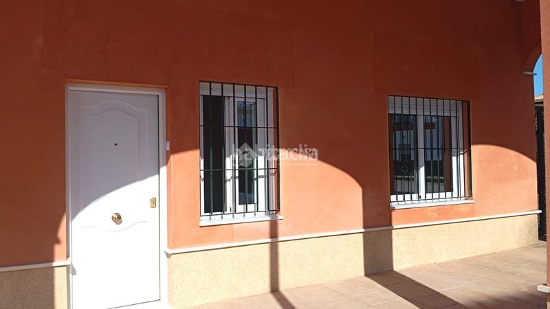 Foto 303c5812-3d73-4065-86dc-7bf9f460b2a8. Local comercial a Marchena