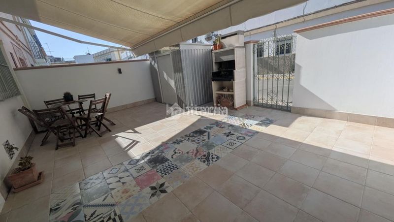 Foto 34315fee-d580-4011-88d2-2720365d1eec. Casa aparellada a Marchena