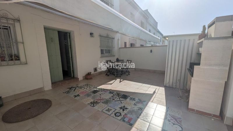 Foto ed060d2f-d57d-4c3a-be91-8b7feafdda15. Casa aparellada a Marchena