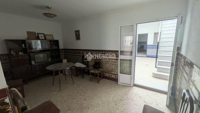 Foto 24f9f4a1-0029-4d82-b1a6-f22701223097. Casa a Marchena