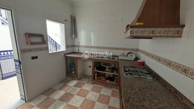 Foto cfc43420-c9d4-442a-ade8-ad0a6e3c3f4c. Casa a Marchena