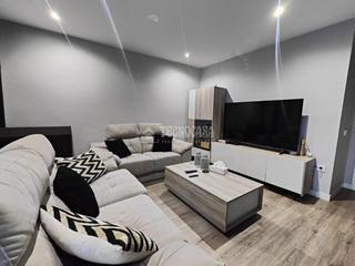 Maison jumelée à Palacios y Villafranca (Los). Casa en venta en los palacios y villafranca