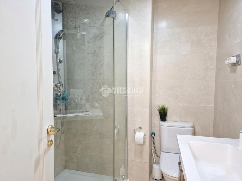 Foto bf563de9-4453-49ca-89e0-df958c20e105. Pis amb calefacció piscina a El Consul - Ciudad Universitaria - El Romeral Málaga