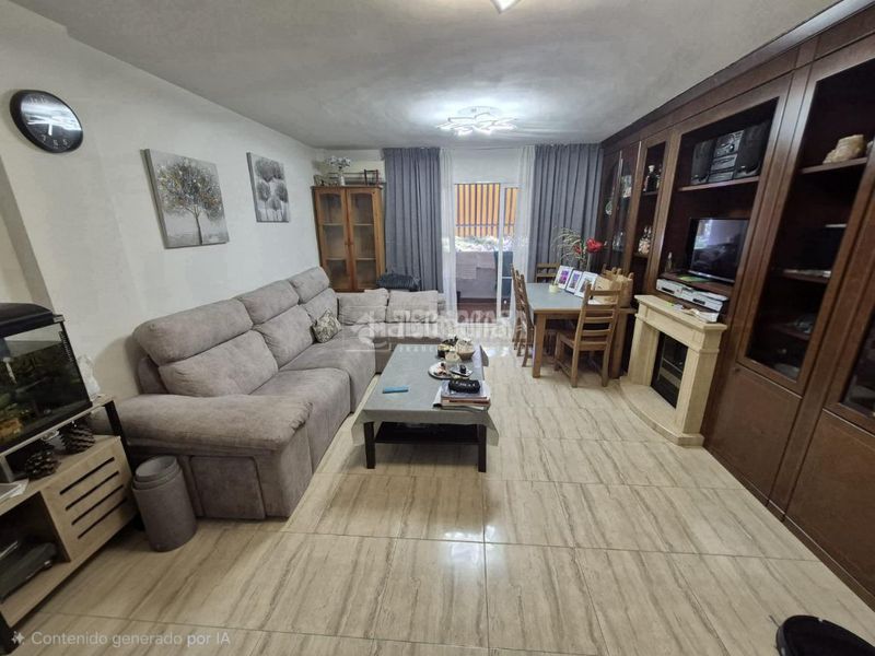 Foto d078f22a-e5e6-47da-ae63-3bdd7cea2d4f. Pis amb calefacció piscina a El Consul - Ciudad Universitaria - El Romeral Málaga