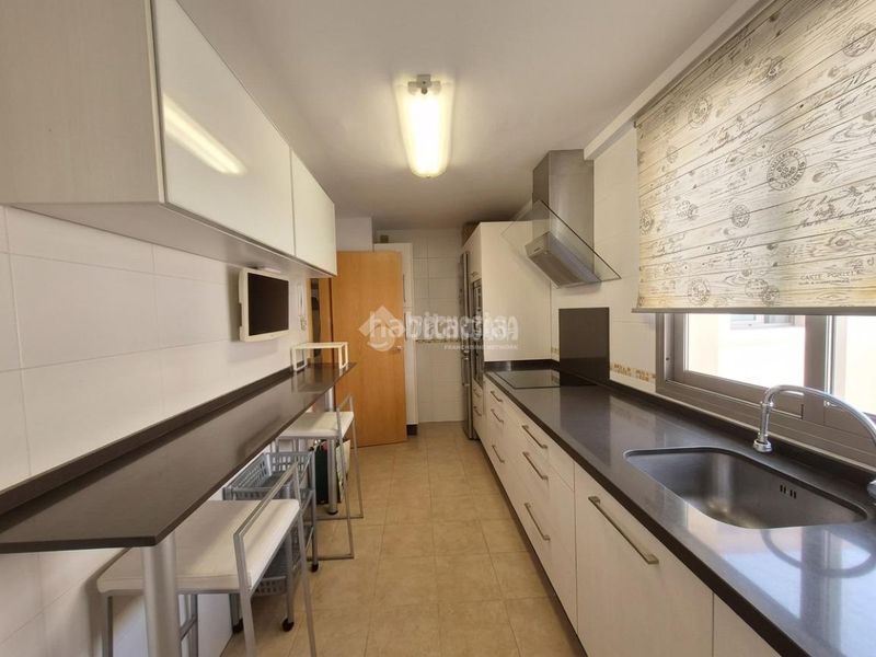 Foto beb49e51-ae2e-4823-bff6-cd6d596df557. Pis a Santa Isabel Málaga