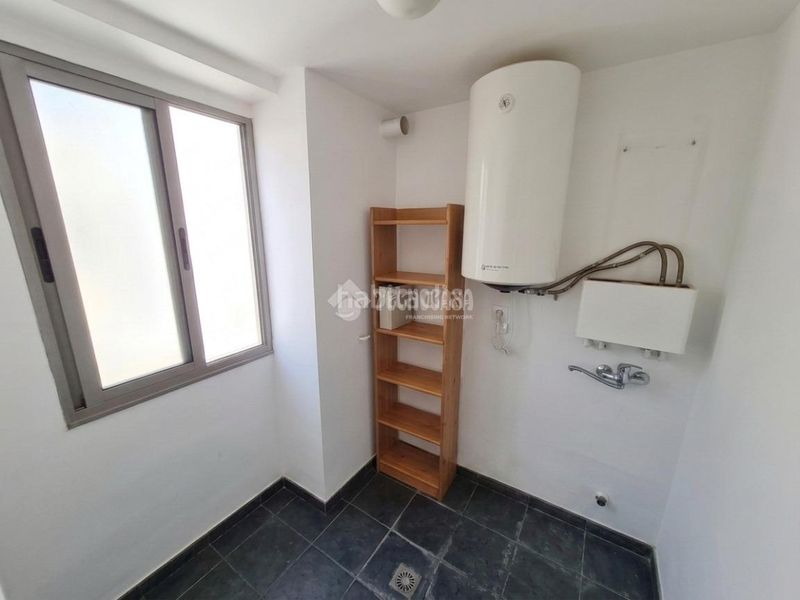 Foto e63bd3b0-ae30-46bc-9249-0644cf67390d. Pis a Santa Isabel Málaga