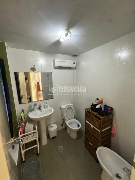 Foto 086cc0a7-2c67-47ab-ba08-4971559c97d7. Piso  en venta en Santa Isabel Málaga