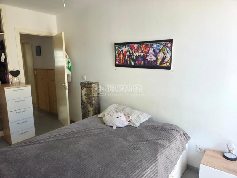 Foto 4c256ed9-fed5-469d-8323-91c08ae82716. Piso  en venta en Santa Isabel Málaga