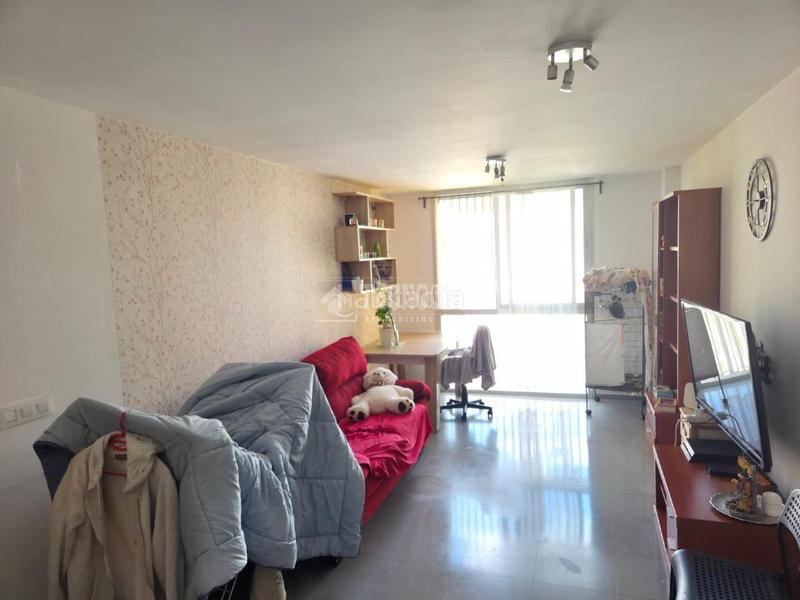 Foto 7f0bb737-fe11-43ed-8ca2-1333d2541c40. Piso  en venta en Santa Isabel Málaga