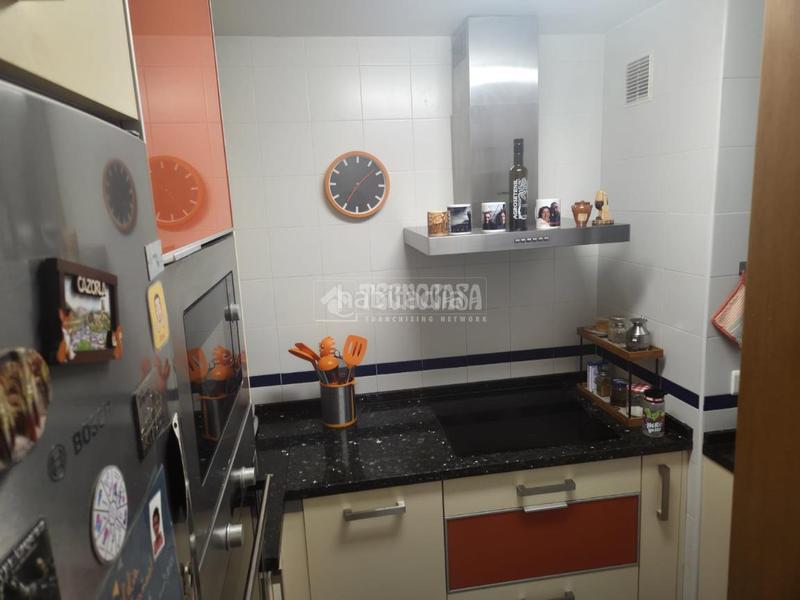 Foto 2d1628f2-4c7f-40d2-824c-d3c55727c46b. Appartement avec parking dans Santa Isabel Málaga