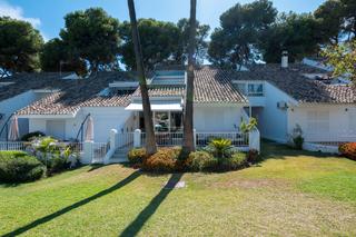 Lloguer Casa  Calle jazmines. Elegante apartamento de 3 dormitorios en planta baja en alquiler