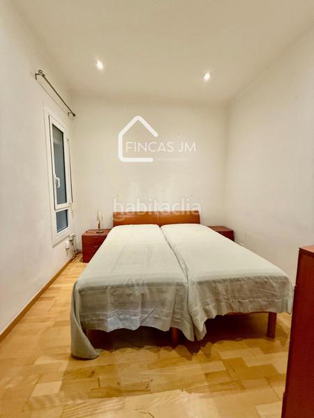 Foto 07b7b4ab-aca3-4d04-845e-7c9b08b95010. Flat in concell de cent 10 in Hostafrancs Barcelona