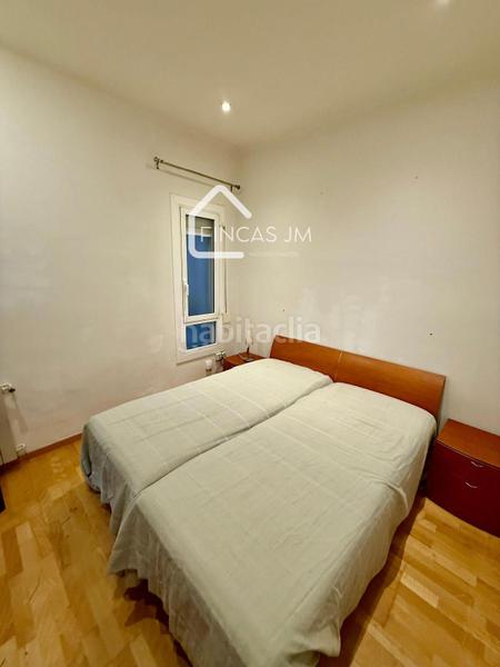Foto f08d35fc-2239-4671-aa4a-fd150ba6b64c. Flat in concell de cent 10 in Hostafrancs Barcelona