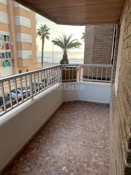 Foto 0780dcd0-00ab-47eb-8118-6527f2f77bc3. Piso  en campello en Campello Playa Campello (el)