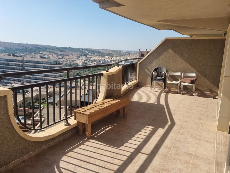 Foto 755f958f-4c4d-41d1-a30f-ee0f2a5a1c8e. Àtic amb aparcament piscina a Los Arenales del Sol Elche / Elx